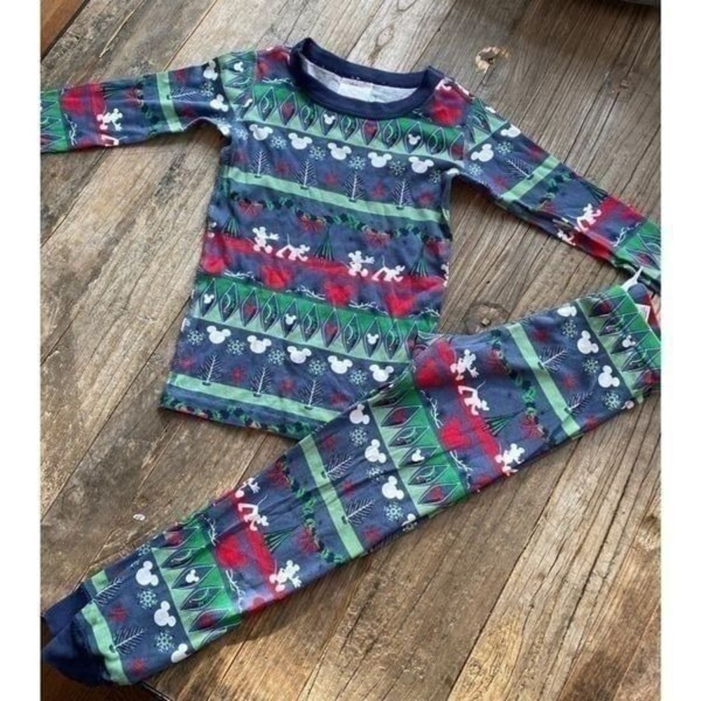 Hanna Andersson christmas pajamas disney mickey 120